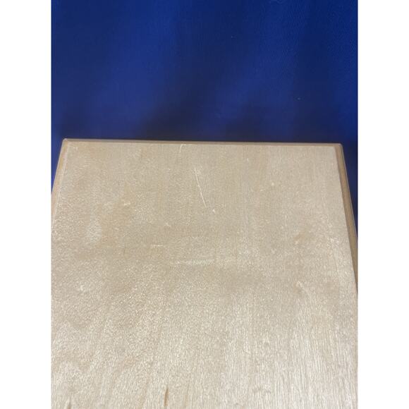 Light Color Wooden Cigar Humidor Box - Picture 8 of 8